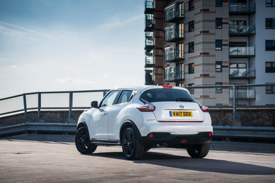  Nissan Juke Envy 2017 года  (UK) (фото 2 из 3)